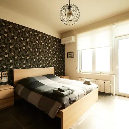 2 Chambres-balcon-salle De Bain 아파트 *