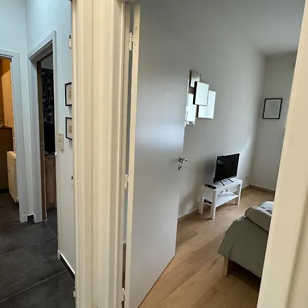 Apartamento 2 Chambres-balcon-salle De Bain *